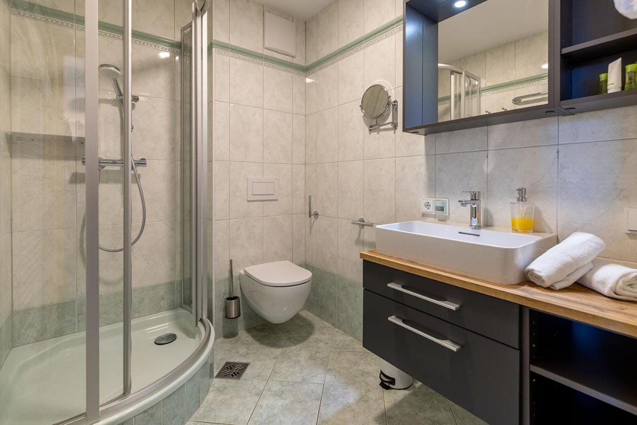 Seehotel Im Weyer Гмунден Екстер'єр фото